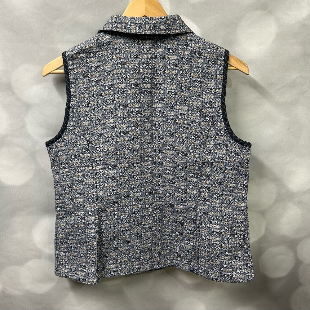 Unbranded reversible vest in  XL.‎ See measurements for accurate fit. - Picture 3 of 8